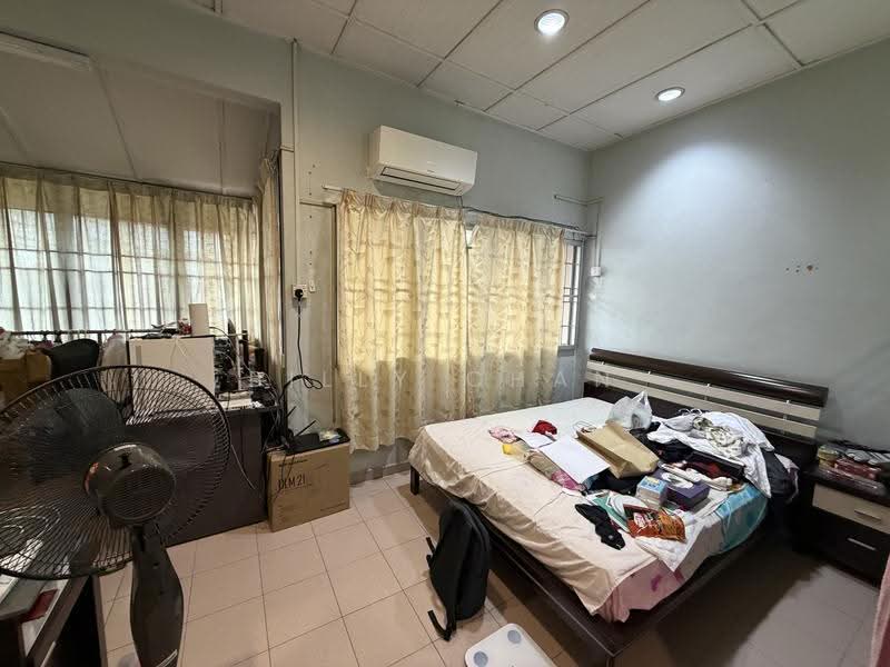 2-storey Terraced House for Sale in Taman Bukit Indah (Jalan Klang Lama (Old Klang Road)) - Billy Chan - Bedroom - PropertyGuru.com.my