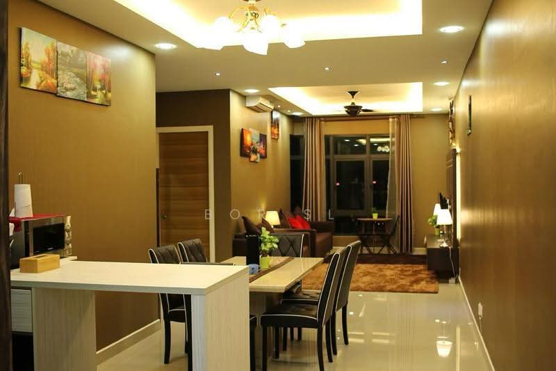 Kediaman Servis untuk Disewa di Pearl Suria - Bor SL - Living Room - PropertyGuru.com.my
