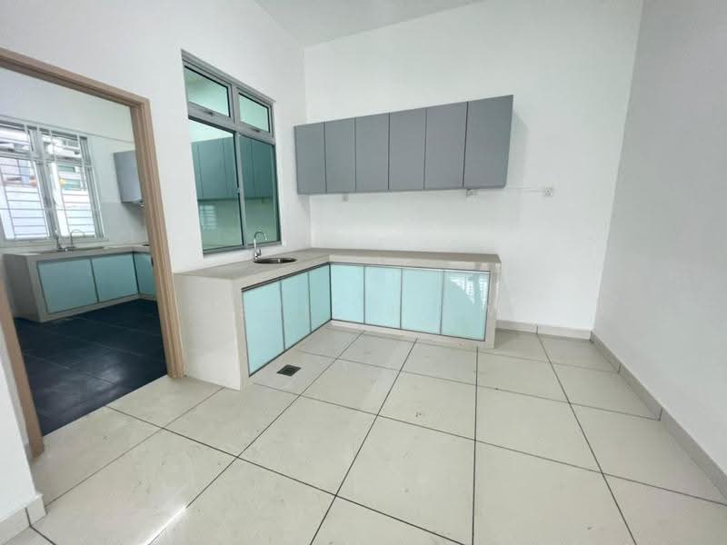 Semi-Detached House for Sale in Taman Nusa Bestari (Iskandar Puteri (Nusajaya)) - Bevis Liew - Kitchen - PropertyGuru.com.my