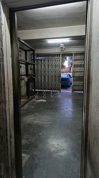 Shop for Rent in Jalan Klang Lama (Old Klang Road) (Kuala Lumpur) - Joey Wong - Entrance - PropertyGuru.com.my