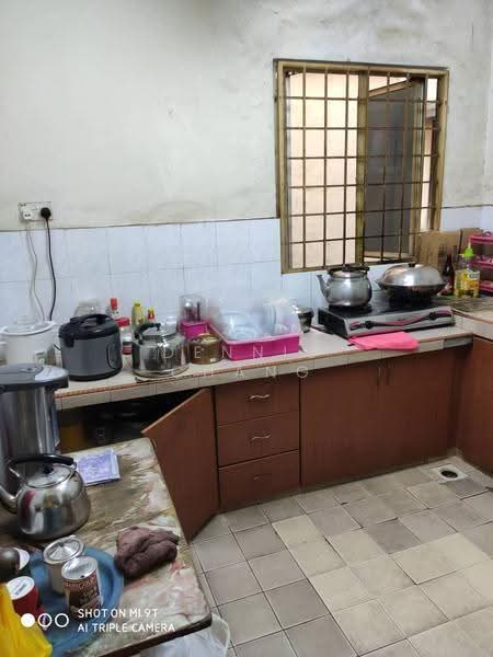 Flat for Sale at Sri Manja Square Petaling Jaya - Dennis Chang - Kitchen - PropertyGuru.com.my