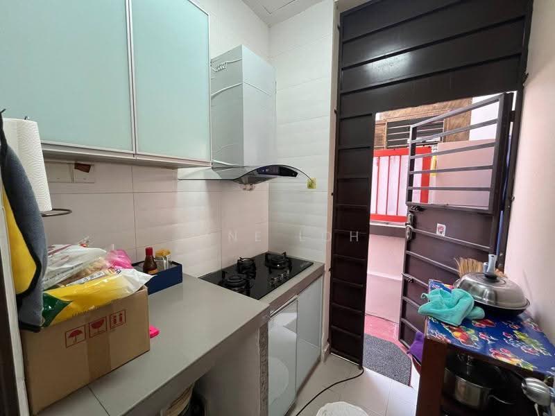 Cluster House for Sale in Setia Tropika (Johor Bahru) - Jane Loh - Kitchen - PropertyGuru.com.my