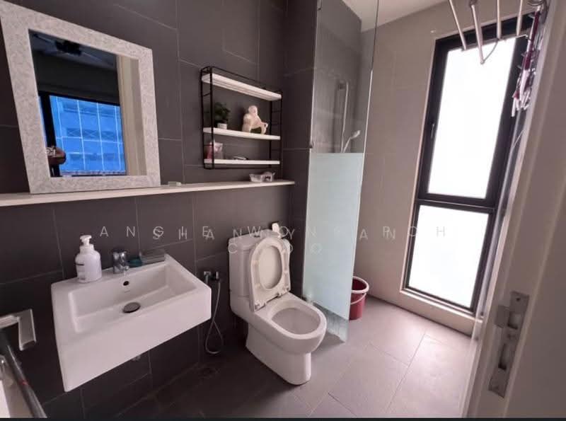 Rumah Banglo untuk Dijual di Bandar Sungai Long (Selangor) - Angie Wong Poh Choo - Bathroom - PropertyGuru.com.my