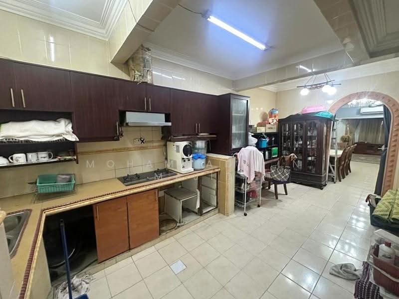 2-storey Terraced House for Sale in Taman Bukit Subang (Shah Alam) - Mohammad Din Majid - Kitchen - PropertyGuru.com.my