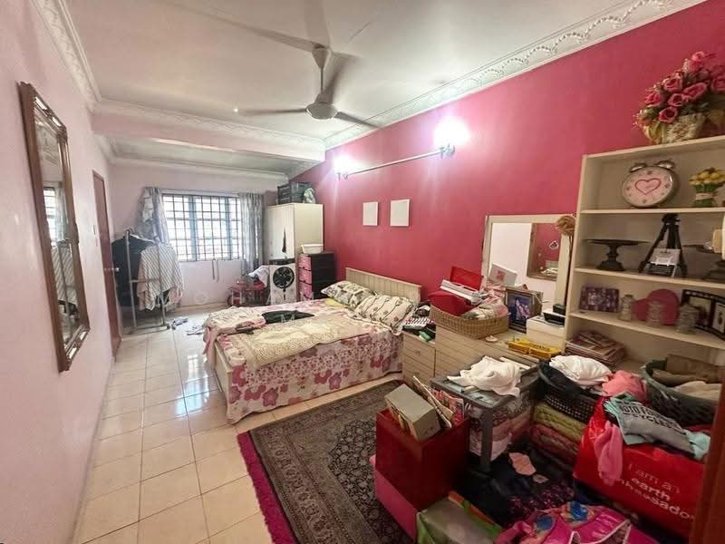 2-storey Terraced House for Sale in Taman Bukit Subang (Shah Alam) - Mohammad Din Majid - PropertyGuru.com.my