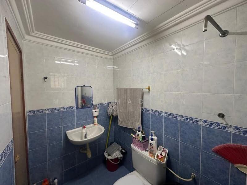 2-storey Terraced House for Sale in Taman Bukit Subang (Shah Alam) - Mohammad Din Majid - PropertyGuru.com.my