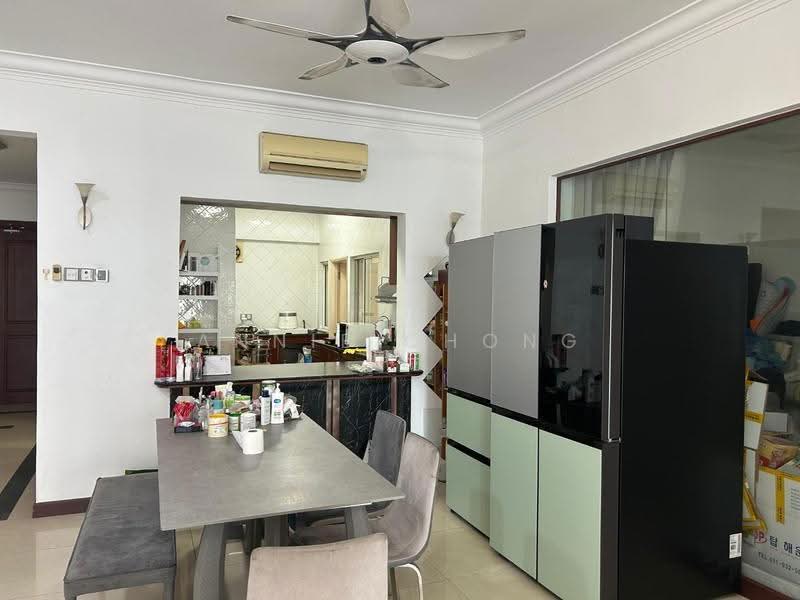 Kondominium untuk Dijual di La Grande Kiara - Annie Chong - Dining Room - PropertyGuru.com.my