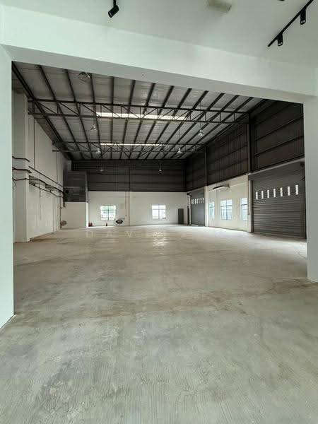 Factory for Rent in Eco Business Park 1 (Johor Bahru) - Dave Sim - Interior - PropertyGuru.com.my