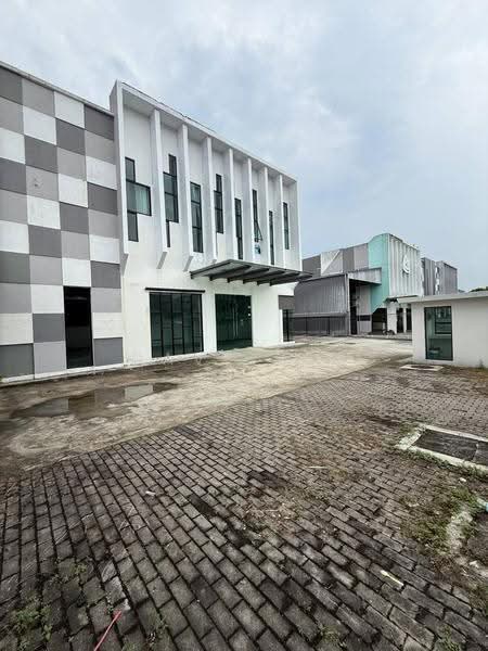 Factory for Rent in Eco Business Park 1 (Johor Bahru) - Dave Sim - Exterior - PropertyGuru.com.my