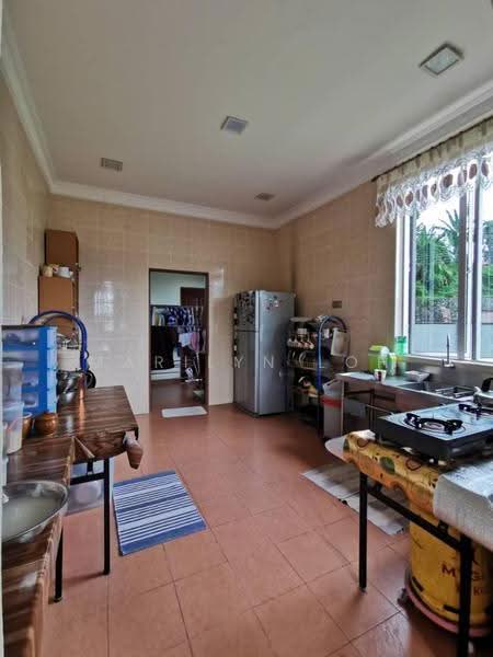 Bungalow House for Sale in Taman Rasah Jaya (Rasah) - Marilyn Loh - Kitchen - PropertyGuru.com.my