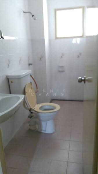 Condominium for Sale at 1120 Park Avenue - Dennis Chang - Bathroom - PropertyGuru.com.my