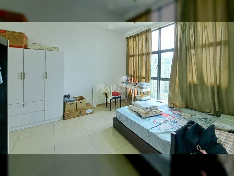 Kediaman Servis untuk Dijual di Vista Alam Serviced Apartment - Fazie Noor - Bedroom - PropertyGuru.com.my