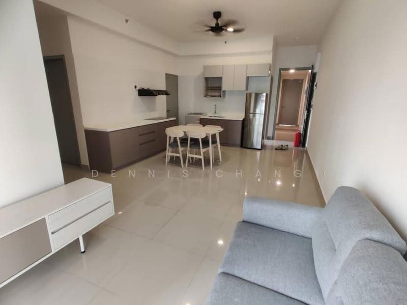 Kediaman Servis untuk Dijual di 121 Residences - Dennis Chang - Living Room - PropertyGuru.com.my