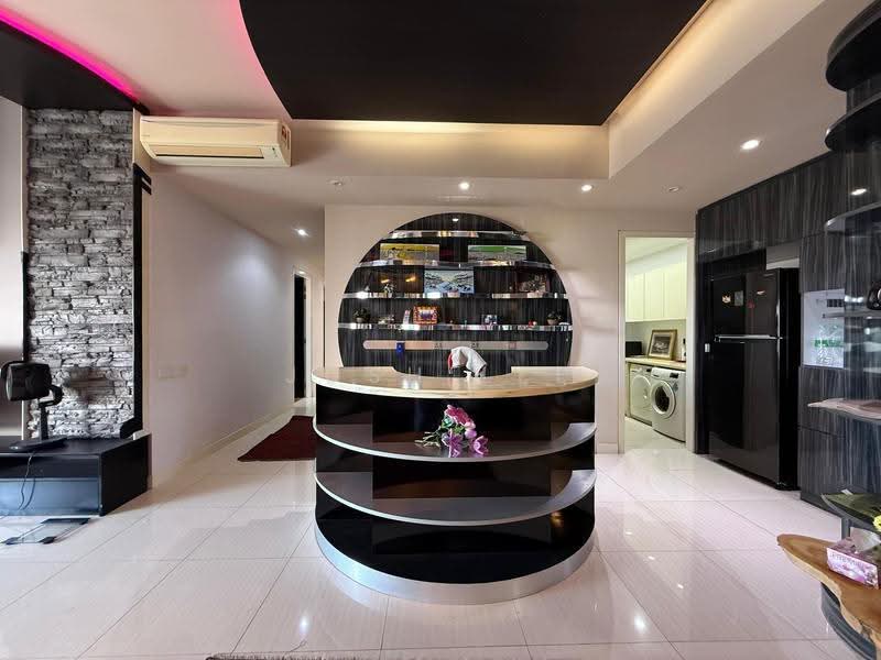 Kediaman Servis untuk Dijual di Reflection Residences - Josh Lee - Living Room - PropertyGuru.com.my