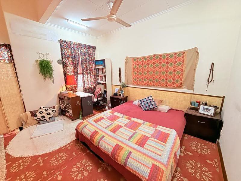 2-storey Terraced House for Sale in Putra Heights (Subang Jaya) - Hana Wahid - Bedroom - PropertyGuru.com.my
