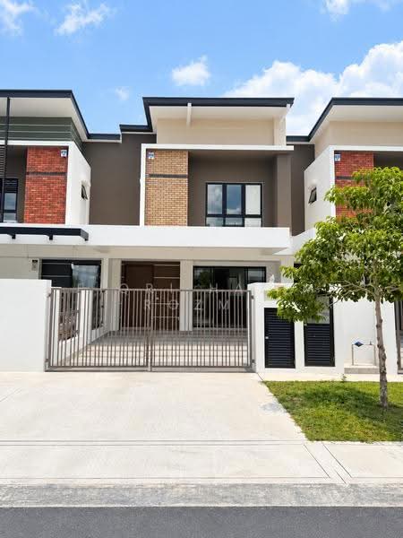 Rumah Teres 2-Tingkat untuk Dijual di Semenyih (Selangor) - Fiqri Hazim Rozmi - PropertyGuru.com.my