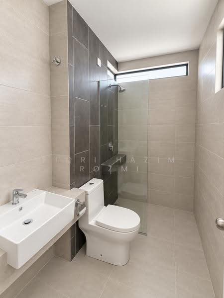 Rumah Teres 2-Tingkat untuk Dijual di Semenyih (Selangor) - Fiqri Hazim Rozmi - PropertyGuru.com.my