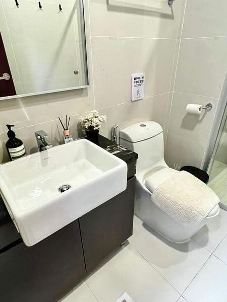 Condominium for Rent at Amberside @ Country Garden Danga Bay - Edward Siow - Bathroom - PropertyGuru.com.my
