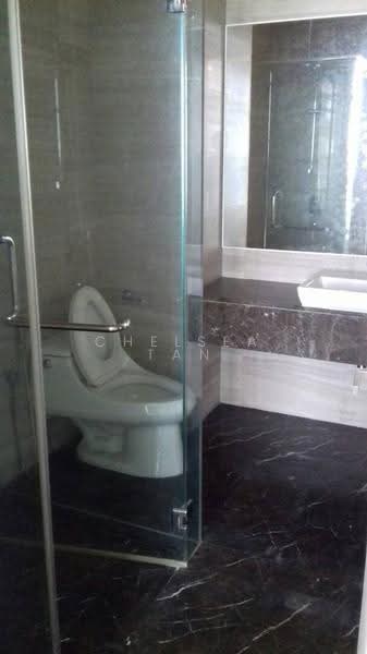 Kondominium untuk Dijual di Mirage Residence - Chelsea Tan - Bathroom - PropertyGuru.com.my