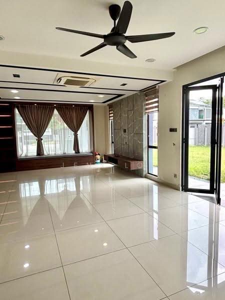 Semi-Detached House for Sale in Taman Nusa Idaman (Iskandar Puteri (Nusajaya)) - Jeny Loo - Living Room - PropertyGuru.com.my