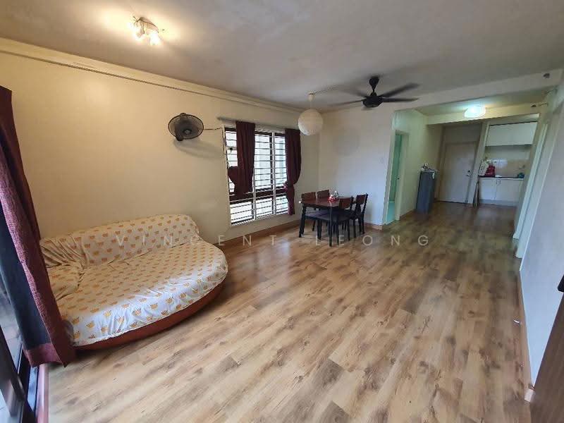 Kondominium untuk Dijual di Palm Spring @ Damansara - Vincent Leong - Living Room - PropertyGuru.com.my