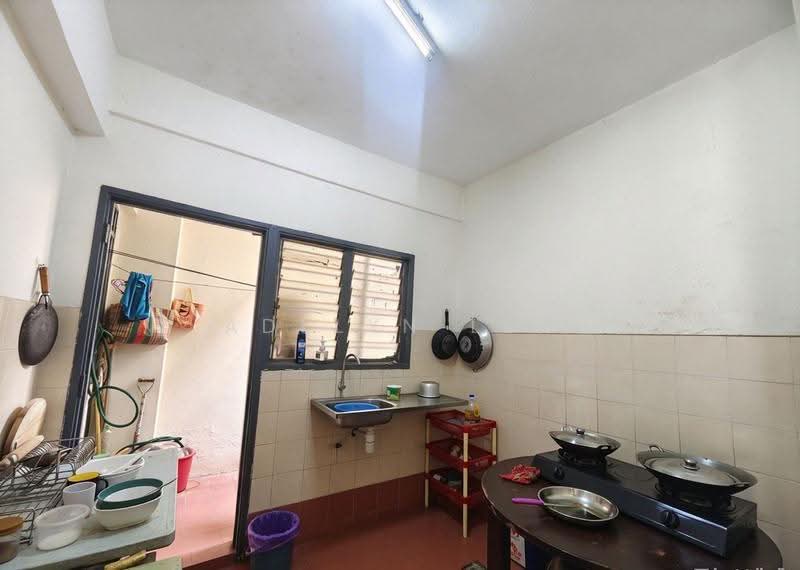 Pangsapuri untuk Dijual di Pangsapuri Jati 2 - Adelyn Lee - Kitchen - PropertyGuru.com.my