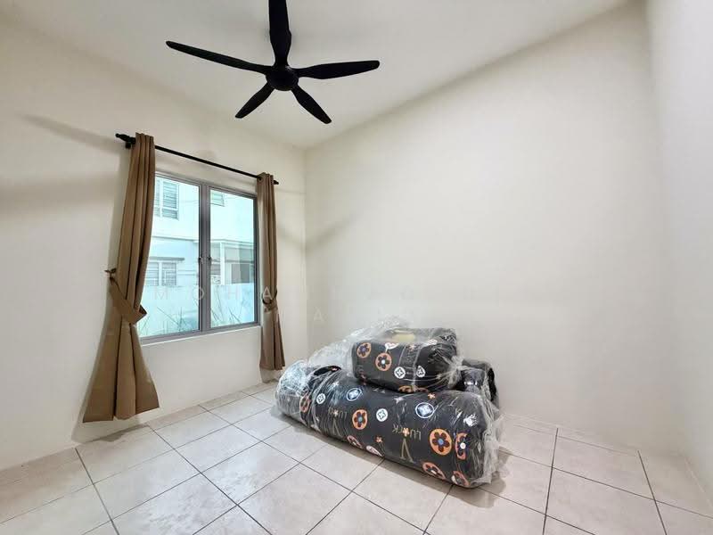 2-storey Terraced House for Sale in Cyberjaya (Selangor) - Mohammad Din Majid - Bedroom - PropertyGuru.com.my