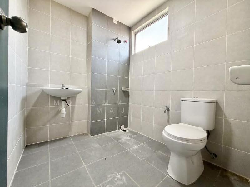 2-storey Terraced House for Sale in Cyberjaya (Selangor) - Mohammad Din Majid - Bathroom - PropertyGuru.com.my