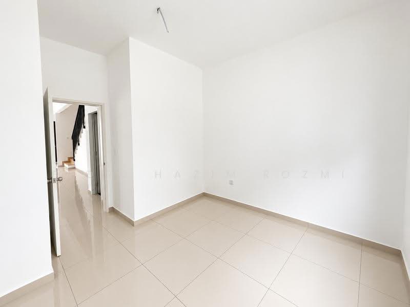 2-storey Terraced House for Sale in Semenyih (Selangor) - Fiqri Hazim Rozmi - Interior - PropertyGuru.com.my