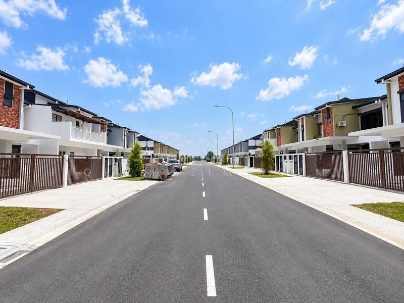 2-storey Terraced House for Sale in Semenyih (Selangor) - Fiqri Hazim Rozmi - PropertyGuru.com.my