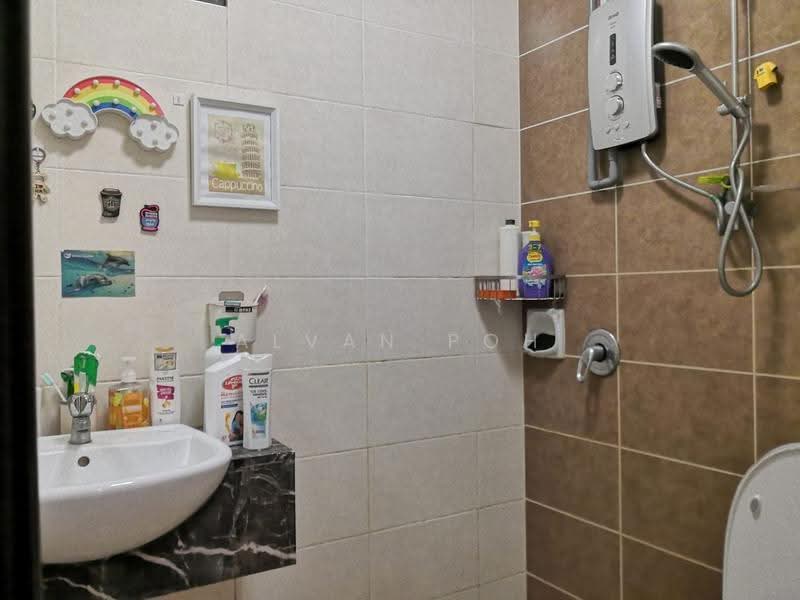 Apartment for Sale at Desa Idaman Residences - Alvan Poh - Bathroom - PropertyGuru.com.my