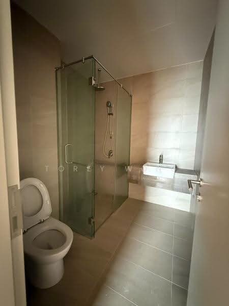 Kediaman Servis untuk Dijual di Edelweiss @ Tropicana Gardens - Torey Wong - Bathroom - PropertyGuru.com.my
