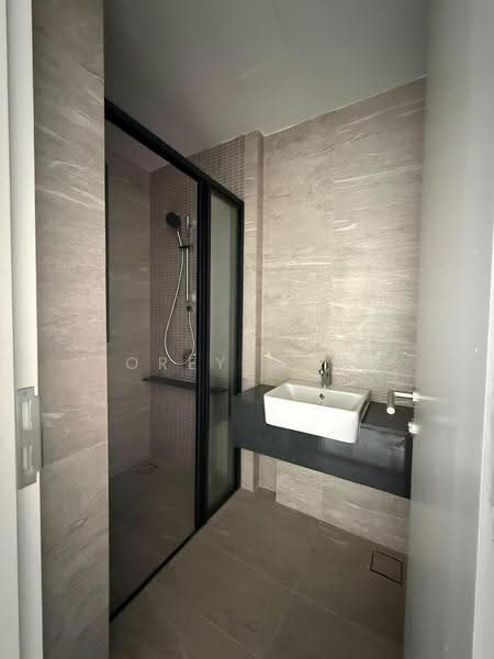 Kediaman Servis untuk Dijual di Edelweiss @ Tropicana Gardens - Torey Wong - Bathroom - PropertyGuru.com.my