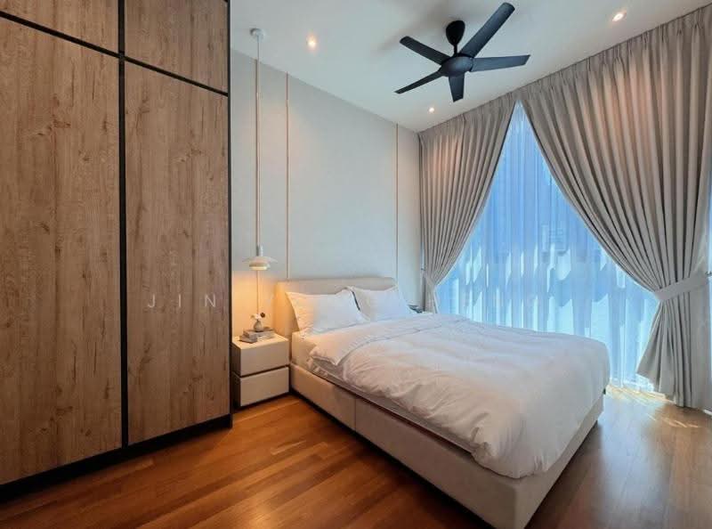 Service Residence for Sale at 10 Stonor - Jin Yong Heng - Bedroom - PropertyGuru.com.my