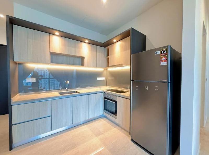 Service Residence for Sale at 10 Stonor - Jin Yong Heng - Kitchen - PropertyGuru.com.my