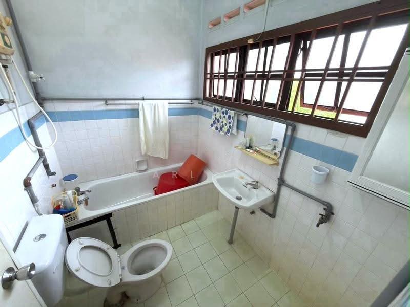 Semi-Detached House for Sale in Taman Sentosa (Johor Bahru) - Karl Lim - Bathroom - PropertyGuru.com.my