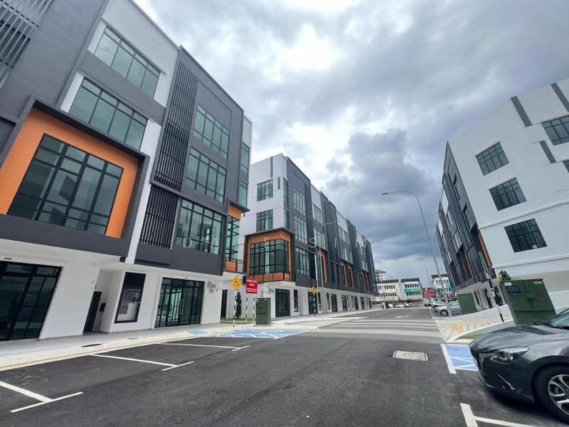 Shop / Office for Rent in Taman Pelangi (Johor Bahru) - Dave Sim - Exterior - PropertyGuru.com.my
