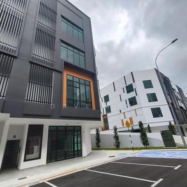Shop / Office for Rent in Taman Pelangi (Johor Bahru) - Dave Sim - Exterior - PropertyGuru.com.my
