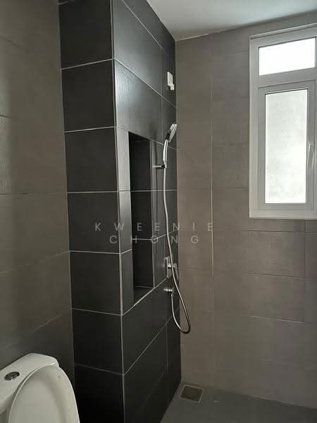 Kondominium untuk Dijual di Inspirasi - Kweenie Chong - Bathroom - PropertyGuru.com.my