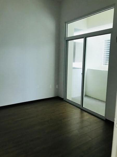 Condominium for Sale at Starhill Luxury Residence - A Ee Ee - Balcony - PropertyGuru.com.my