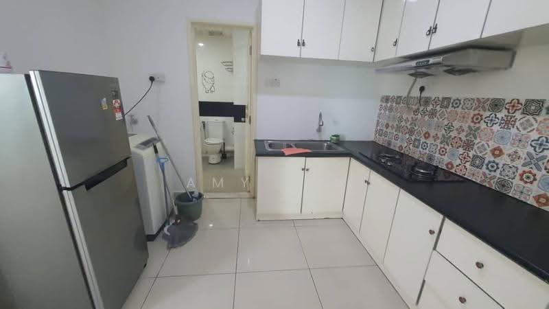 Kondominium untuk Dijual di Mansion One - Amy Tan - Kitchen - PropertyGuru.com.my