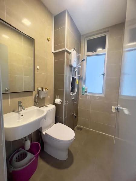 Service Residence for Sale at D'Lagoon - Kian Seng Goh - Bathroom - PropertyGuru.com.my