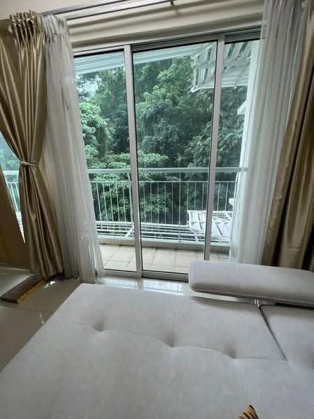 Kediaman Servis untuk Dijual di Metropolitan Square Service Residence - Siva Prakasam - Balcony - PropertyGuru.com.my