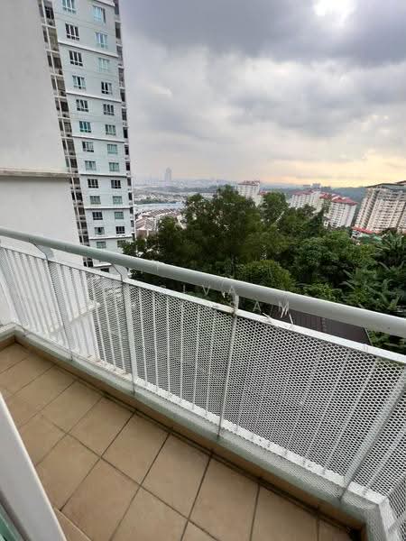 Kediaman Servis untuk Dijual di Metropolitan Square Service Residence - Siva Prakasam - Balcony - PropertyGuru.com.my