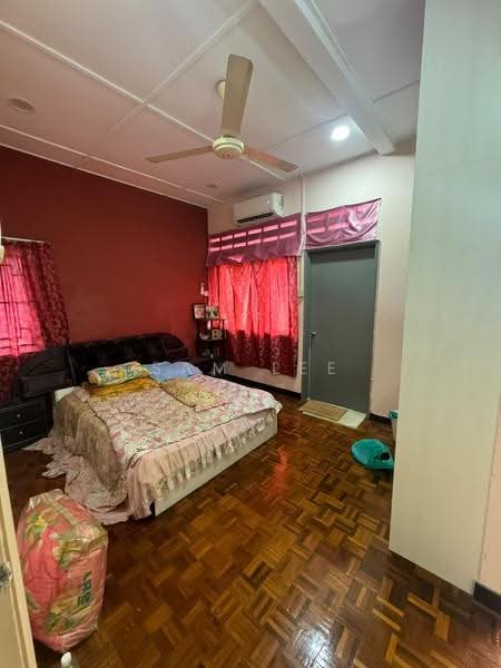 2-storey Terraced House for Sale in Taman Suria Jaya (Cheras) - Sam Lee - Bedroom - PropertyGuru.com.my
