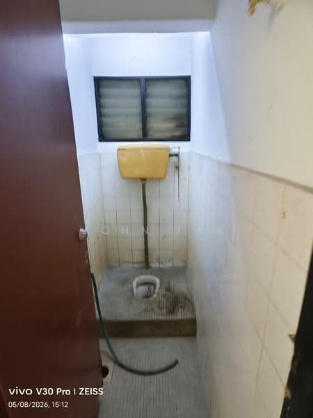 Terrace Factory for Sale in Taman Sri Ehsan (Kepong) - John Tan - Bathroom - PropertyGuru.com.my