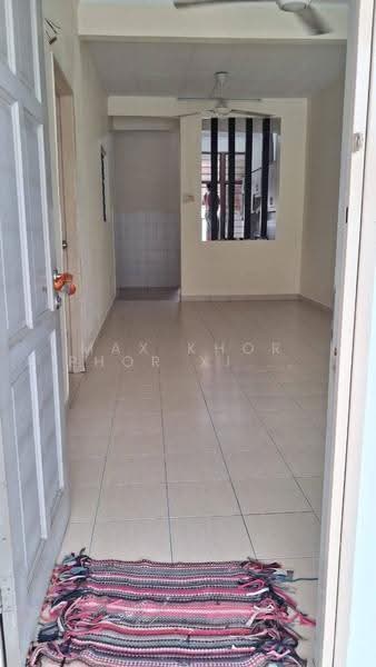 Terraced House for Rent in Bukit Raja (Selangor) - Max Khor Phor xiong - Entrance - PropertyGuru.com.my