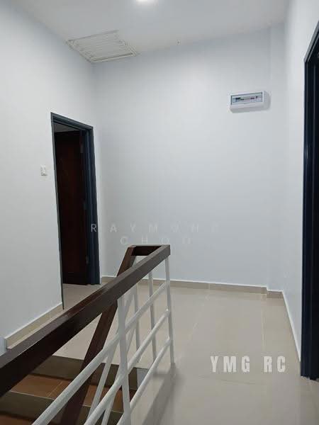 2-storey Terraced House for Rent in Taman Sentosa (Klang) - Raymond Choo - Corridor - PropertyGuru.com.my