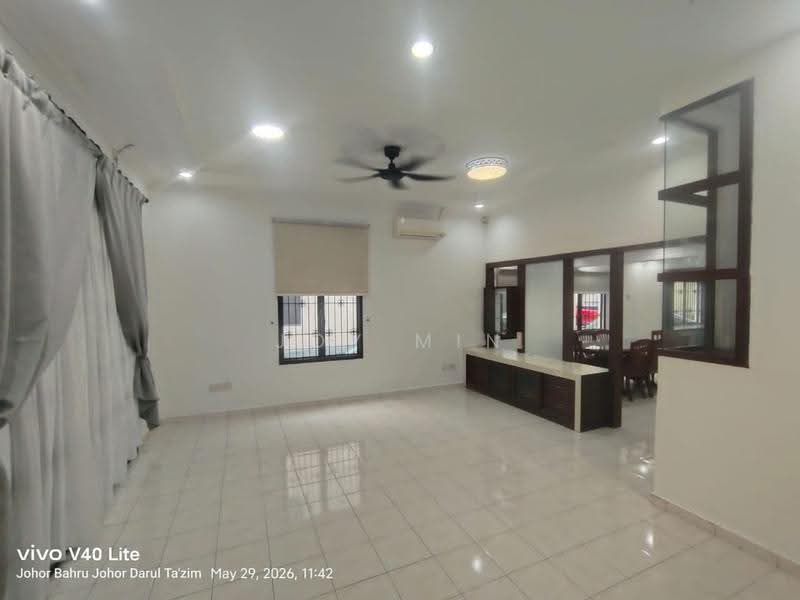 Rumah Teres 2-Tingkat untuk Disewa di Perling (Johor) - Joy Min - Living Room - PropertyGuru.com.my