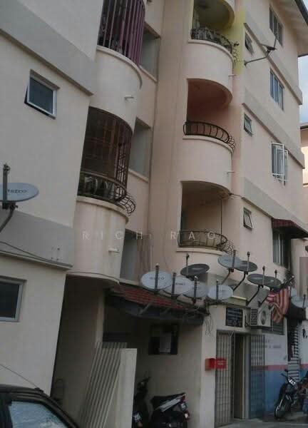 Pangsapuri untuk Dijual di Pangsapuri Laksamana - Rich Rao - Exterior - PropertyGuru.com.my